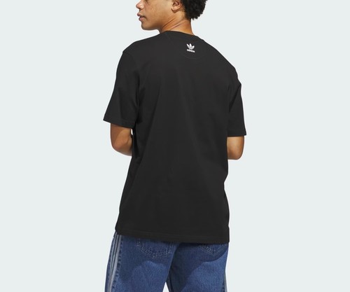 Camiseta Gráfica Adidas Originals Championship M - XL NUEVA CON ETIQUETAS Para Hombre Precio de venta sugerido por el fabricante $35 - Imagen 4 de 5
