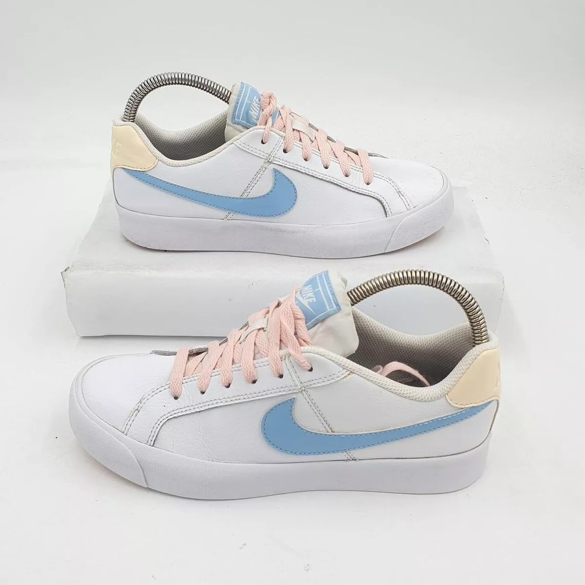 Ao2810 nike best sale