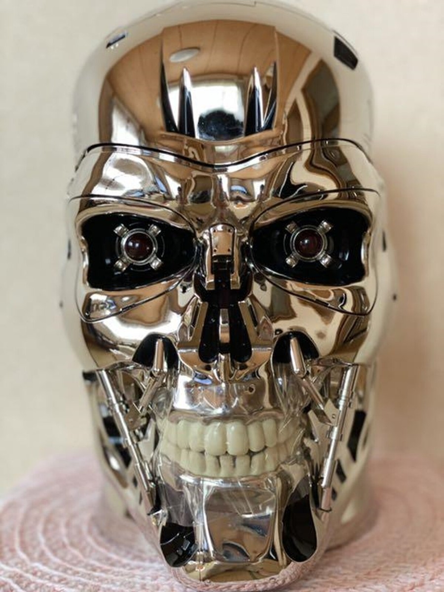 ターミネーター 頭部　DVDプレーヤー Terminator 3 T-800 Endoskeleton Skull Suntory T3 Limited