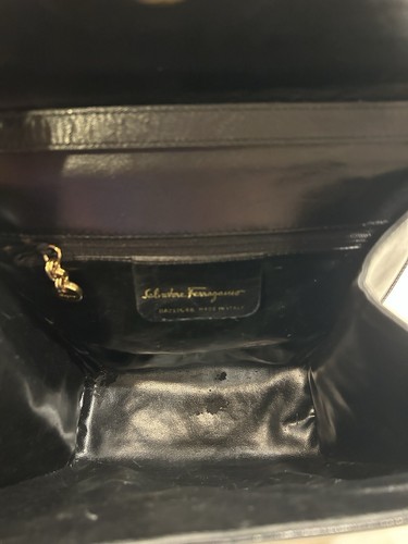 SALVATORE FERRAGAMO Gancini Schultertasche Leder schwarz gold - Bild 3 von 3
