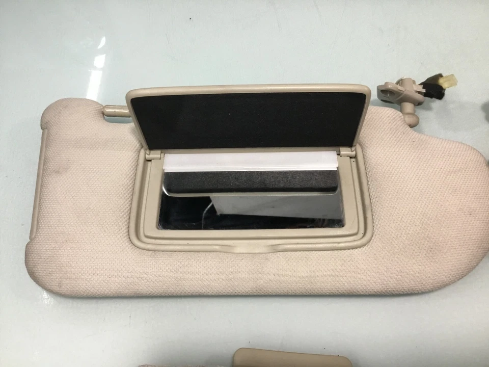 06-10 Infiniti M35 Iluminado Izquierdo y Derecho Parasol y Parasol Juego de 4 E Foto 4 de 4