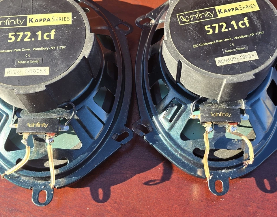 INFINITY KAPPA Series 572.1cf 2-way auto 5"by7" fits 6"by8" tabs Used. - Image 2 of 4