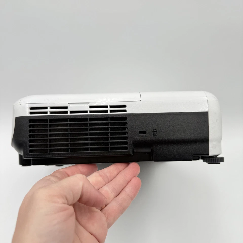 Epson VS250 LCD Proyector HDMI VGA USB Cables Remotos Probados Funciona VS-250 Foto 4 de 4