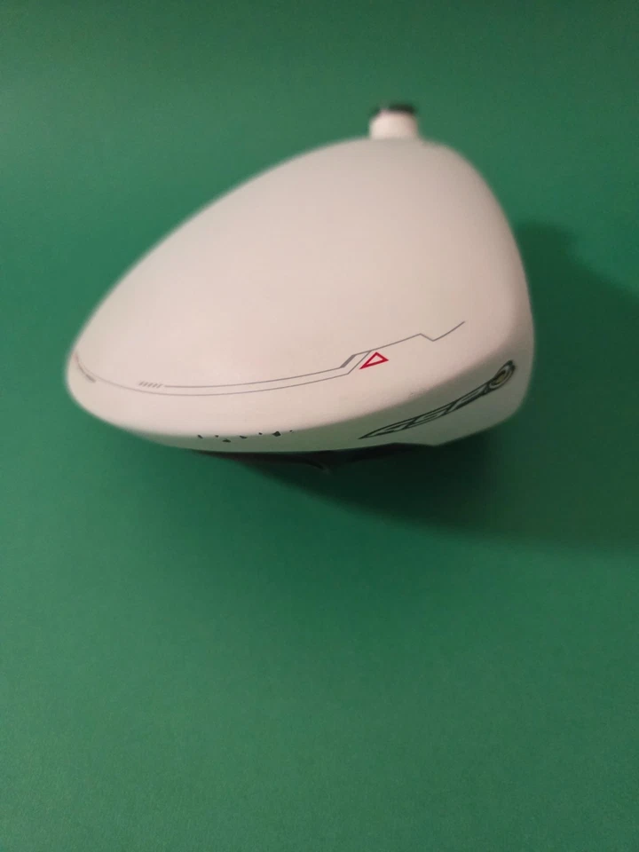 TaylorMade R11 Driver 9* Head Only Right-Handed Japan Golf Club Good - Image 2 of 4