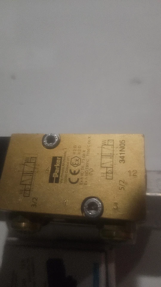 Клапан электромагнитный Parker 341N05 с катушкой 496131C2 и встроенным корпусом DN25 PN10 24 В постоянного тока - Изображение 3 из 4