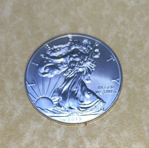 2015 SILVER EAGLE ONE TROY OUNCE .999 FINE SILVER ROUND