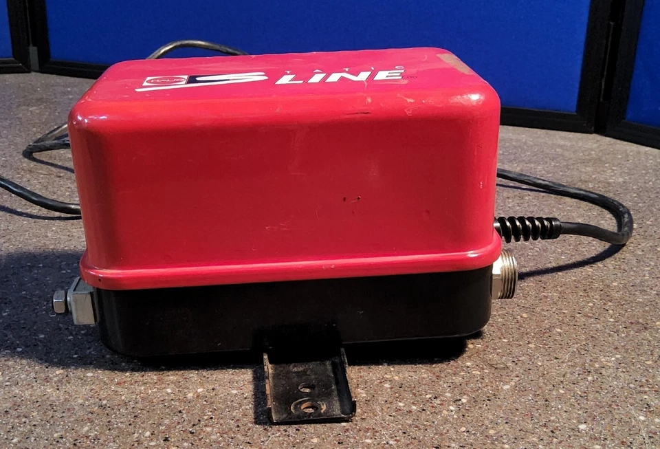 Haug 2 Outlet Static Line Power Pack w/ 2 Ionization Rods - Image 3 of 4