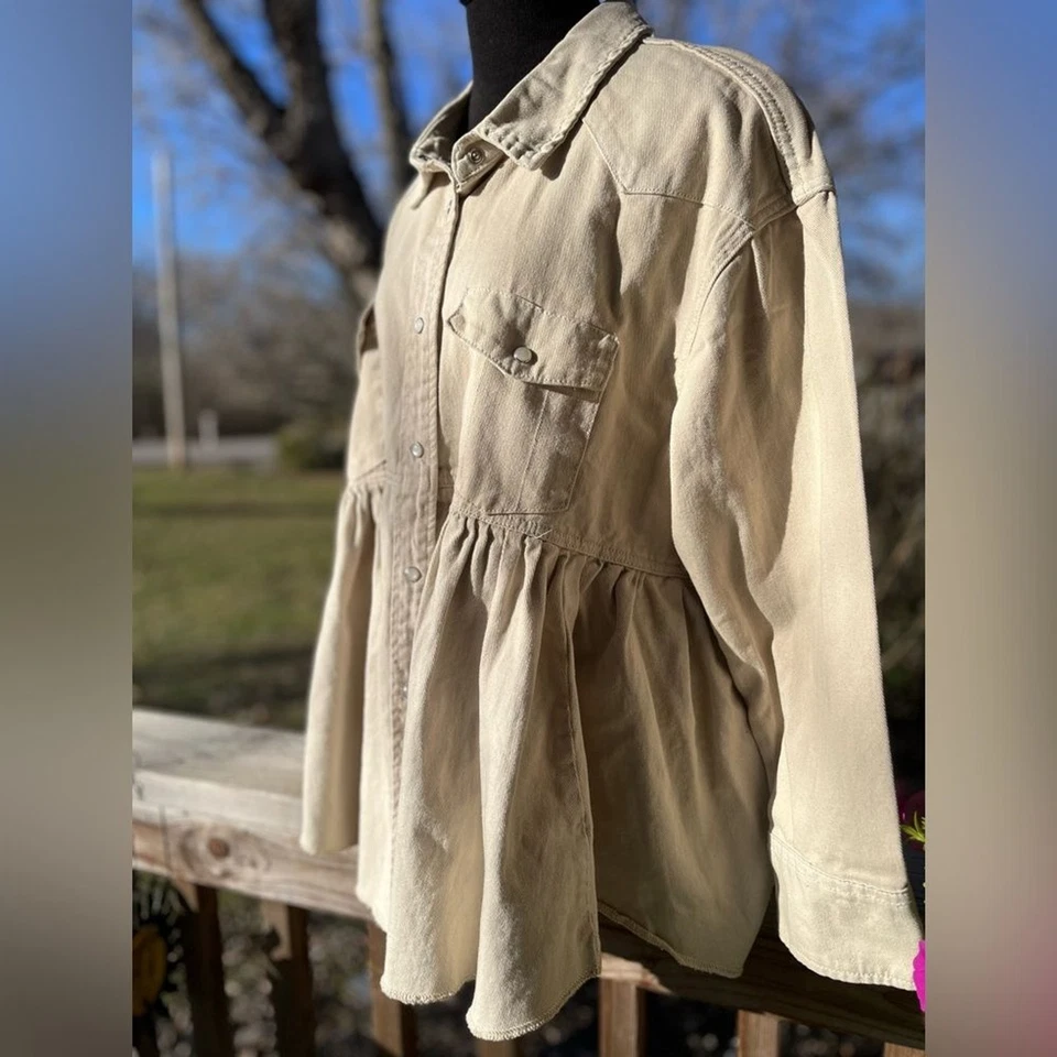 143 Story by Line Up Marie Chambray Beige Baby Doll Snap Button Shirt Jacket 2X - Image 3 of 4