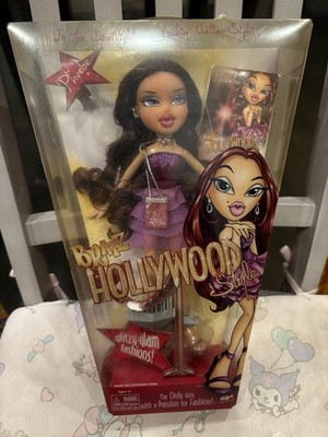 NIB 2005 BRATZ - PHOEBE - Hollywood Style Doll - MGA Entertainment 