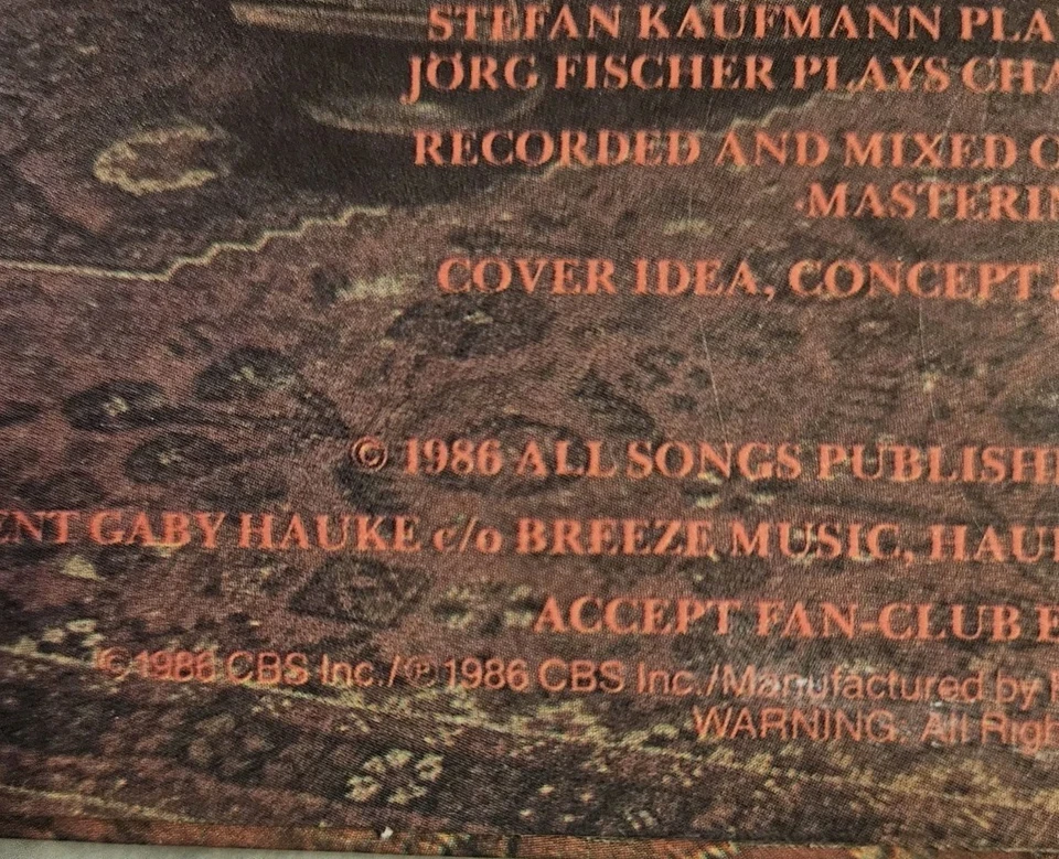 ACCEPT Russian Roulette 1986 Original Vinyl LP NM/VG Album BFR 40354 Portrait Foto 4 de 4