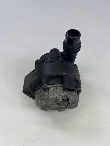 BMW F30 F31 330E B48 Hybrid Zusätzliche Wasserpumpe 8638240 OE Original