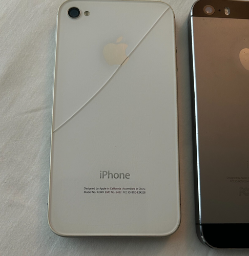 Vintage Used Apple phone and Ipod - Photo 3 sur 5