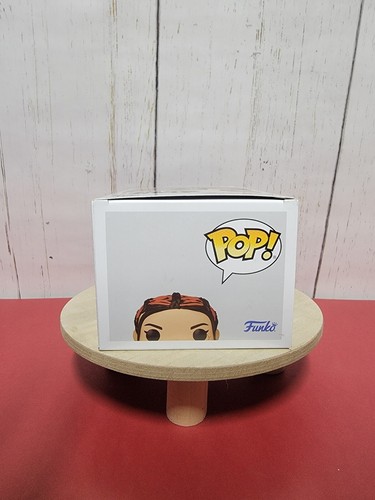 Funko Pop! Star Wars: Book of Boba Fett Fennec Shandfigur Wackelkopf # 481 - Bild 6 von 6