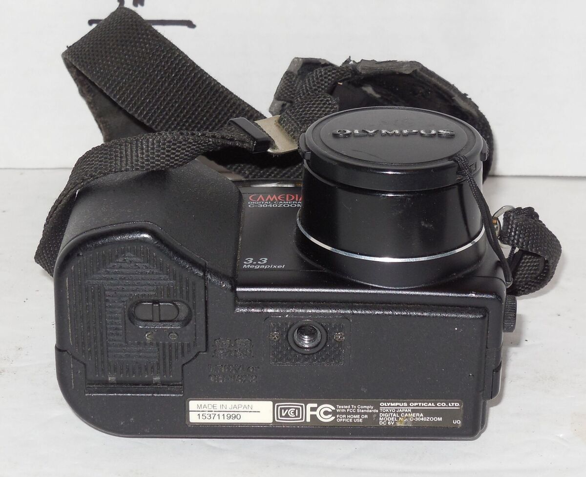 Olympus CAMEDIA C-3040 Zoom 3.3MP Digital Camera - Black Olympus CAMEDIA C-3040 Zoom 3.3MP Digital Camera - Black