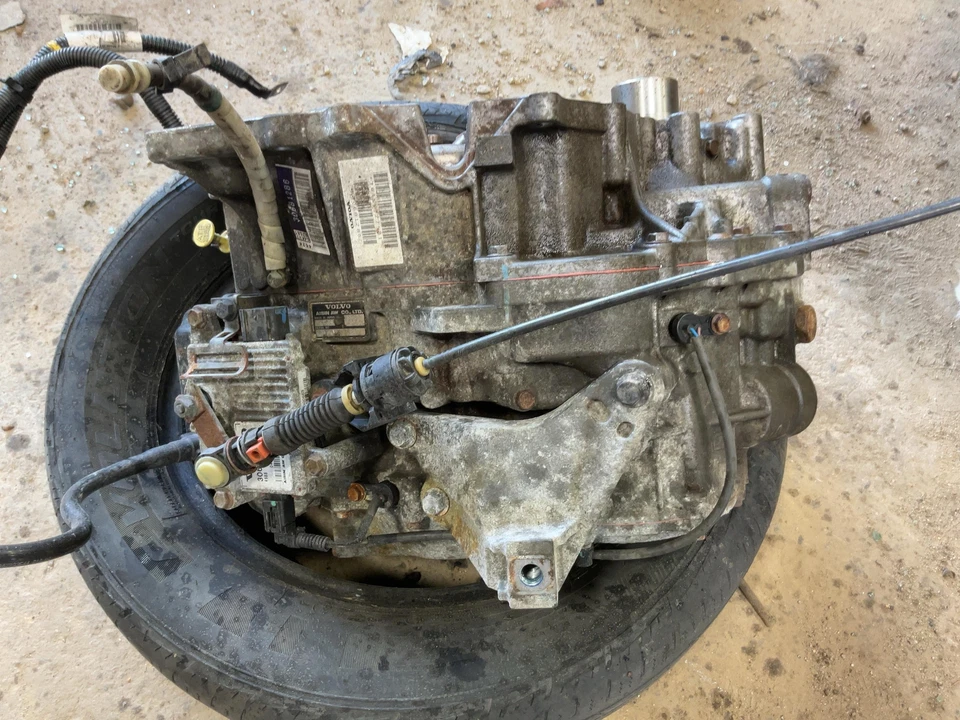 Transmisión AUTOMÁTICA VOLVO SERIE 50 05 06 07 08 09 10 AWD 2.5L 145K *SIN ENVÍO* Foto 2 de 4