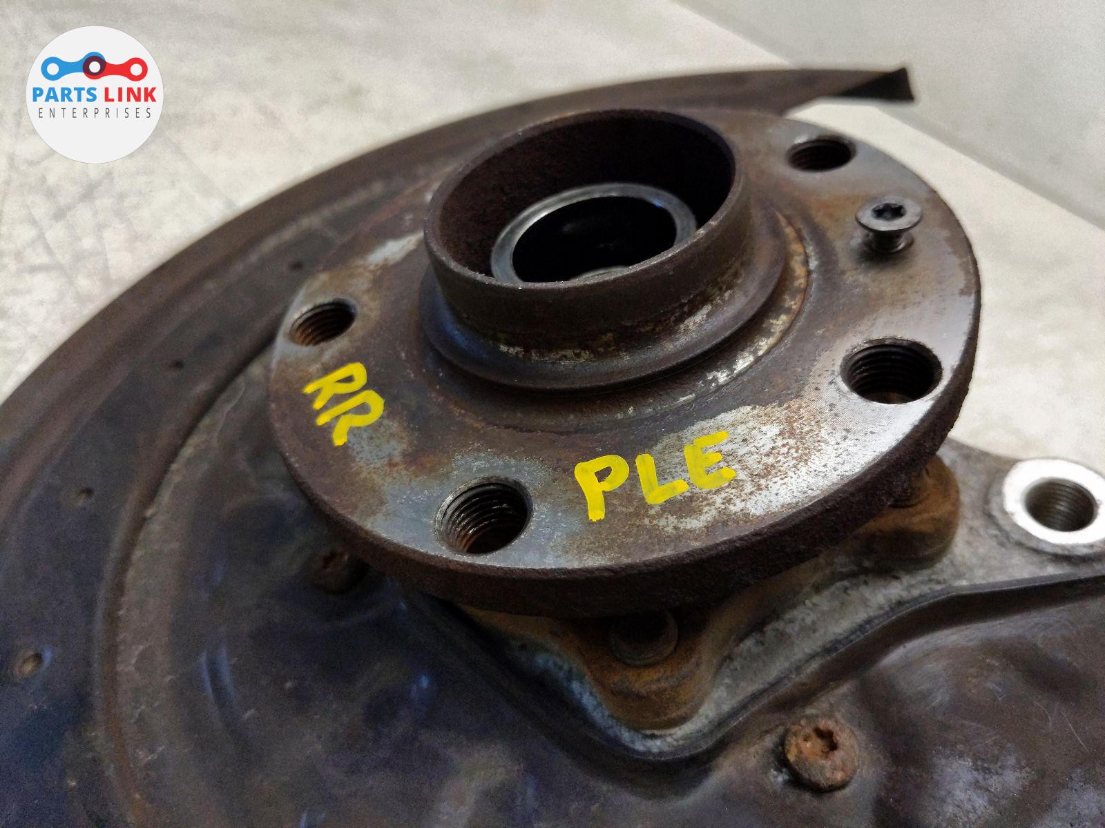 Bentley Continental Flying Spur 2006-2012 REAR+RIGHT Steering knuckle