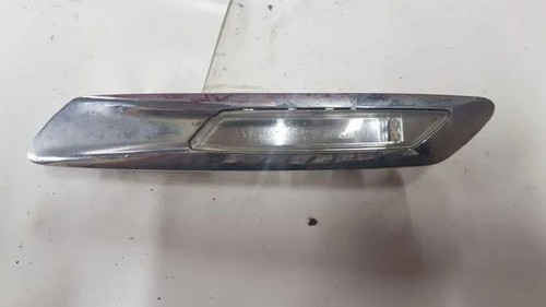 BMW 5 F10 Kotflügelblinker vorne rechts 715417007 715416907 2.00 27097760