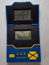 Rare Vtg PIRATE Handheld Electronic Game - Double Sreen - Radio Shack - Works