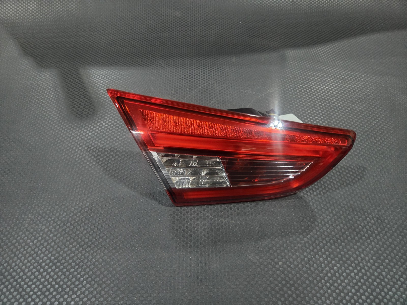 Maserati Ghibli 2014-2020 Rear Left Inner Tail light P/N 670004682