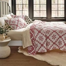 King Holiday Matelasse Quilt Set Red - Threshold