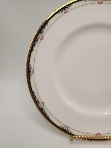 Royal Doulton "Rhodes" 8 Inch Salad Plate-Mint Condition - Picture 2 of 3