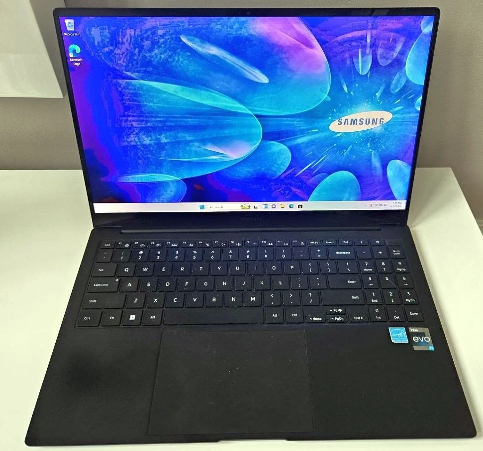 Preços baixos em Samsung Galaxy Book2 Pro | eBay