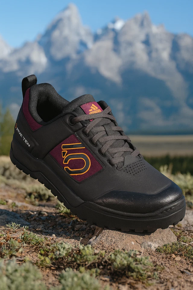 Zapatillas de ciclismo Five Ten Impact Pro MTB para mujer talla 7 negras de pedal plano Foto 2 de 4