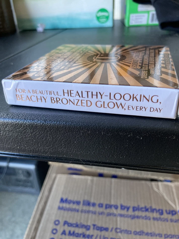 Charlotte Tilbury Beautiful Skin Sun-Kissed Glow Cream Bronzer 21g 0.74oz - Image 3 of 3