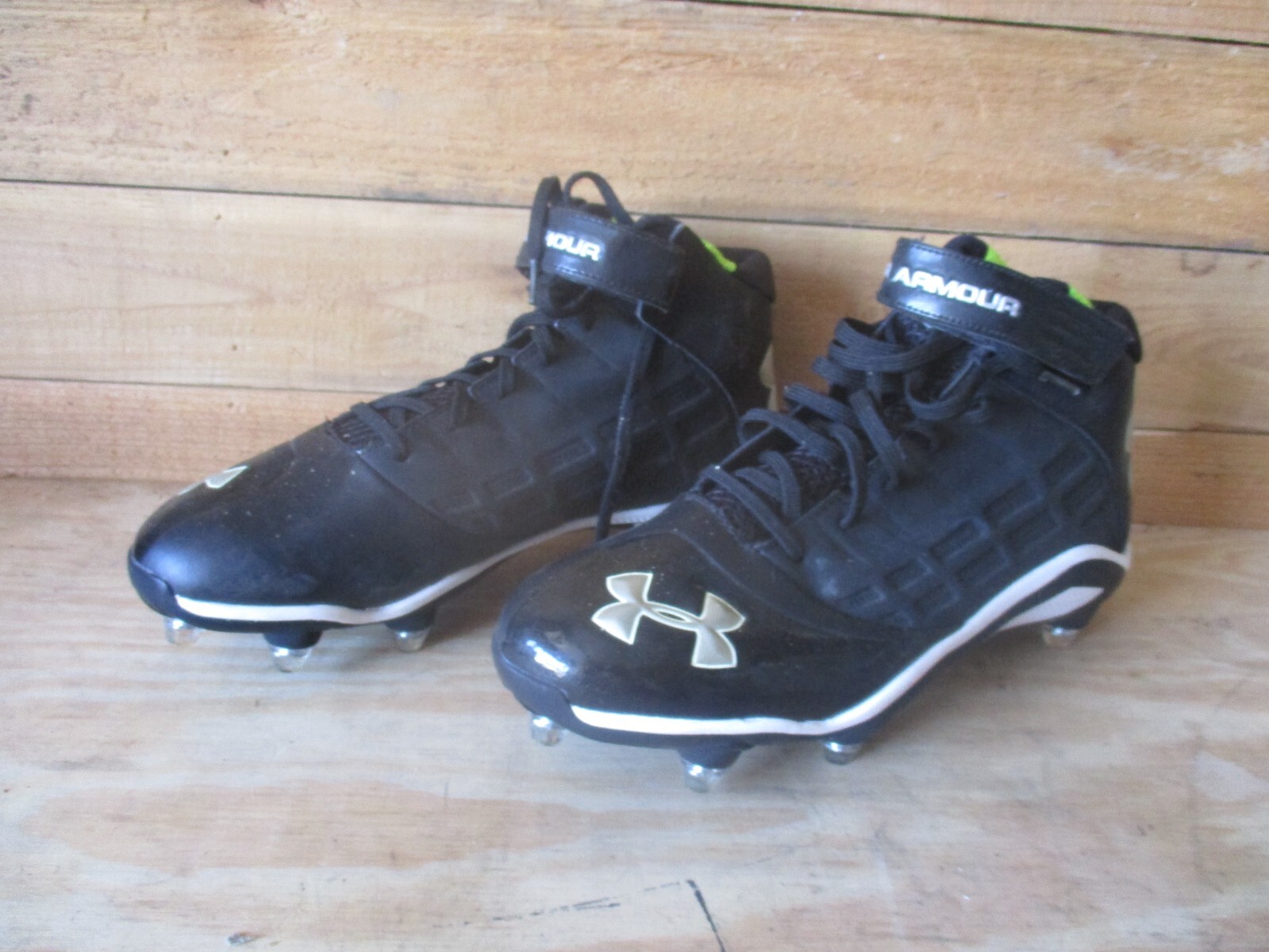 Under Armour Football Cleats size 11