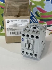 Allen-Bradley 100-C16D10 IEC Contactor 16 A Bulletin 100 Ser B 110-120V 50/60Hz