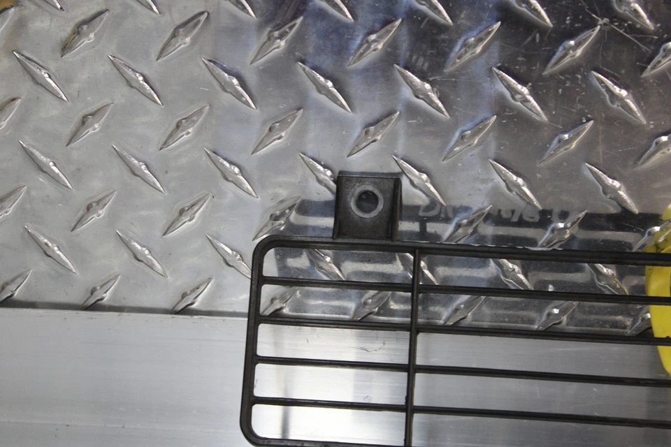 Protector de parrilla para enfriador de aceite Triumph Trophy 900 1999 Foto 2 de 4