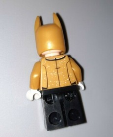 Lego Batman Bat-Pack Batsuit gold color tuxedo minifigure from set 70909