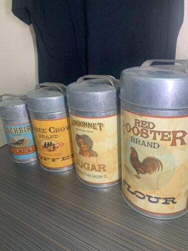 Vintage Set 4 Metal Rustic Flour Tea Coffee Sugar Canister Set W/Lids Farmhouse - 第 1/15 張圖片