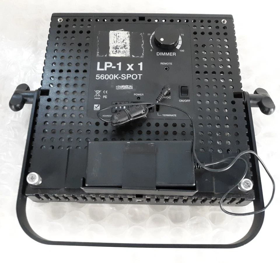 Litepanels LP-1 x 1 5600K-SPOT Panel w/ AC Adapter + Bracket *TESTED* - Image 2 of 4