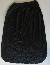Vintage Warner's Perfect Measure Black Silky Nylon 29  Slip Lace Size Medium M