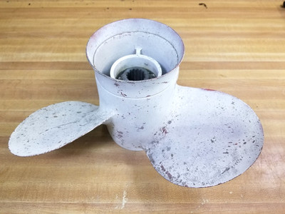 Michigan Wheel RH Aluminum Prop 13 1/2 x 15 Pitch 15 Spline PY-315-CUP