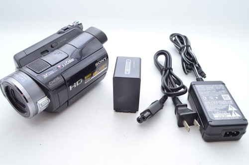 Exc+5 Sony HDR-SR8 NTSC HDD Camcorder 1080i 100GB 3.2MP 20x Zoom - Carl Zeiss - Picture 2 of 15