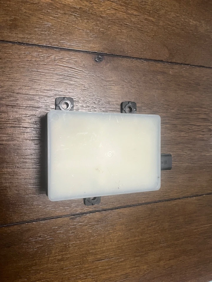 OEM | 2021 -- 2023 Kia K5 Blind Spot Module Sensor (Left/Driver) #L3991-51300 - Image 2 of 2