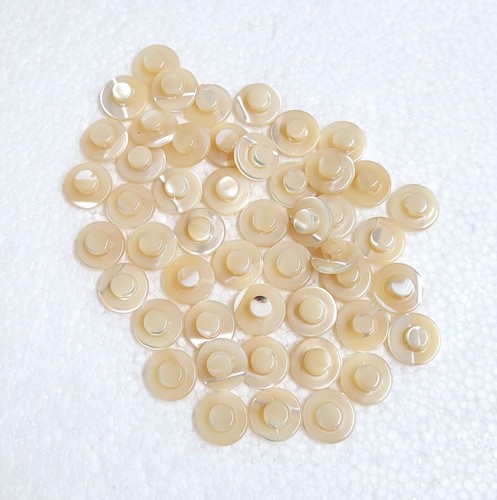 JHB Trocus Pearl Shell Button 10mm Self Shank Cream Baby Doll Creative Art Craft - Picture 2 of 15