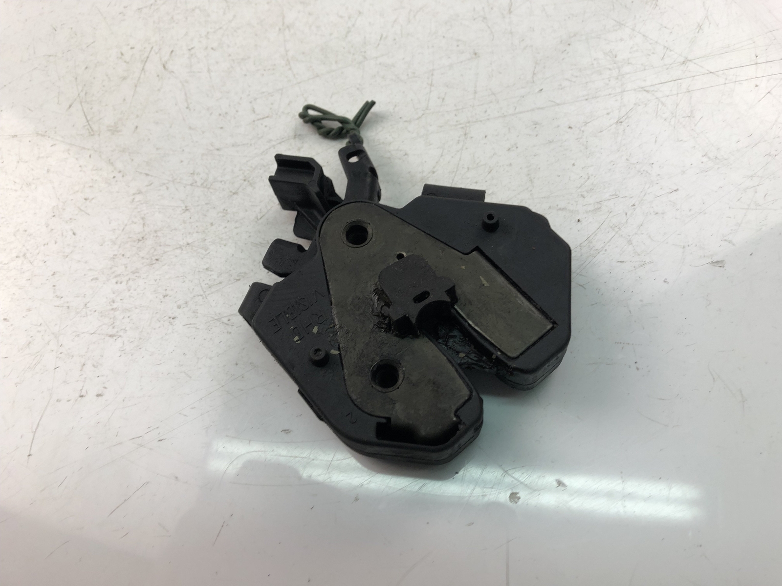 DK2859 VOLVO XC90 2004 Hood Lock 9483765 | eBay