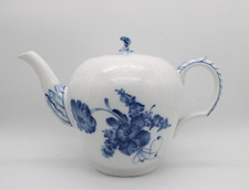 Teekanne Modell 1788 Royal Copenhagen Blaue Blume geschweift I. Wahl
