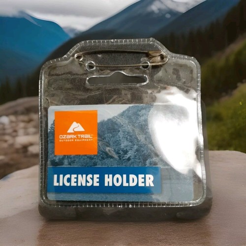 OZARK TRAIL.. LICENSE HOLDER.. NEW.. WATER RESISTANT - Photo 2/3