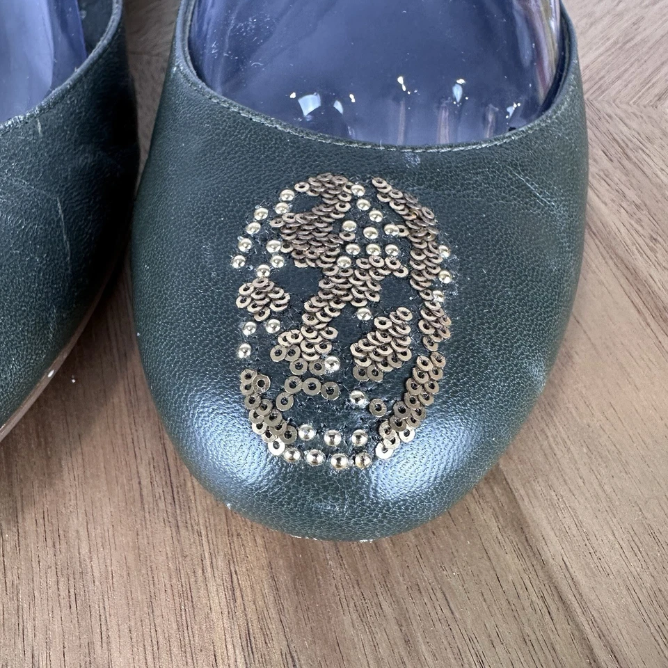 Alexander McQueen Cuero de becerro verde Calavera dorada Lentejuelas Ballet Pisos EU40 Foto 3 de 4