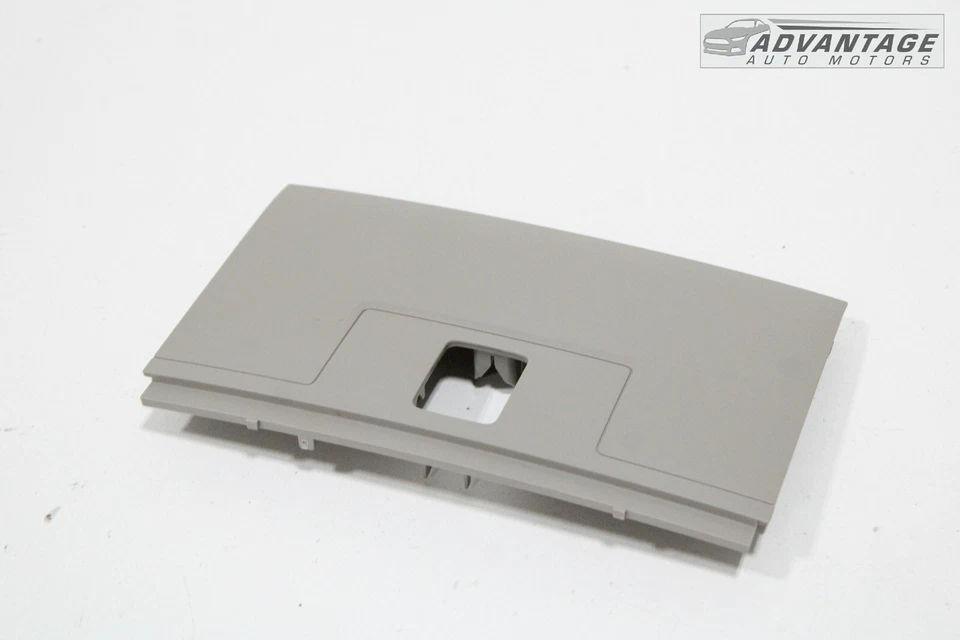 2017-2019 Volkswagen Golf Alltrack mapa cúpula superior frontal leitura luz acabamento OEM - Imagem 2 de 4