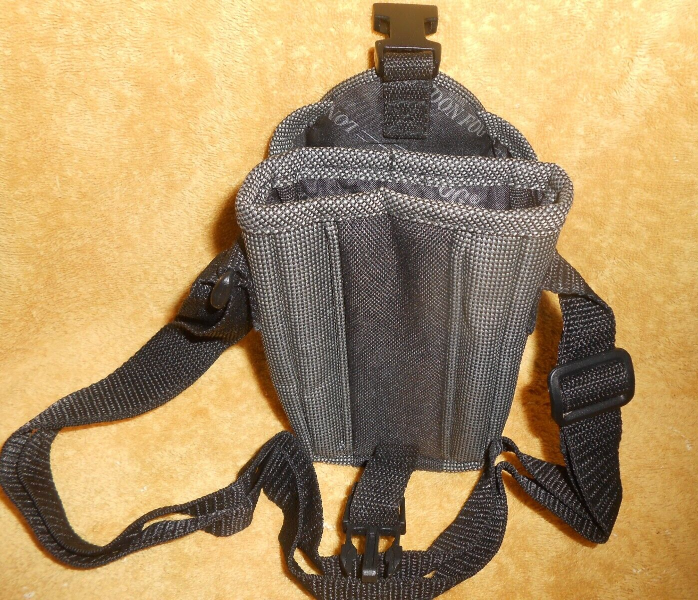 Foto 3 di 4