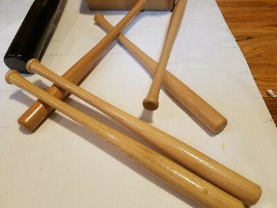 Collection rare assortiment de mini battes de baseball en
