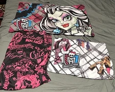 Monster High Twin Bedding Set (Sheet, Fitted Sheet, Pillow Case) (2014) (Mattel)