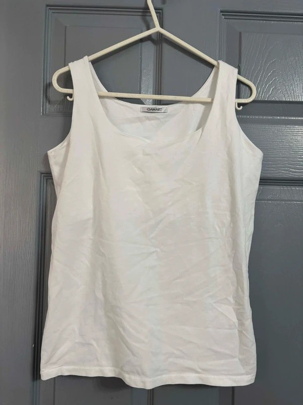 Damart White Sleeveless Scoop Neck Vest Top - Size 10/12