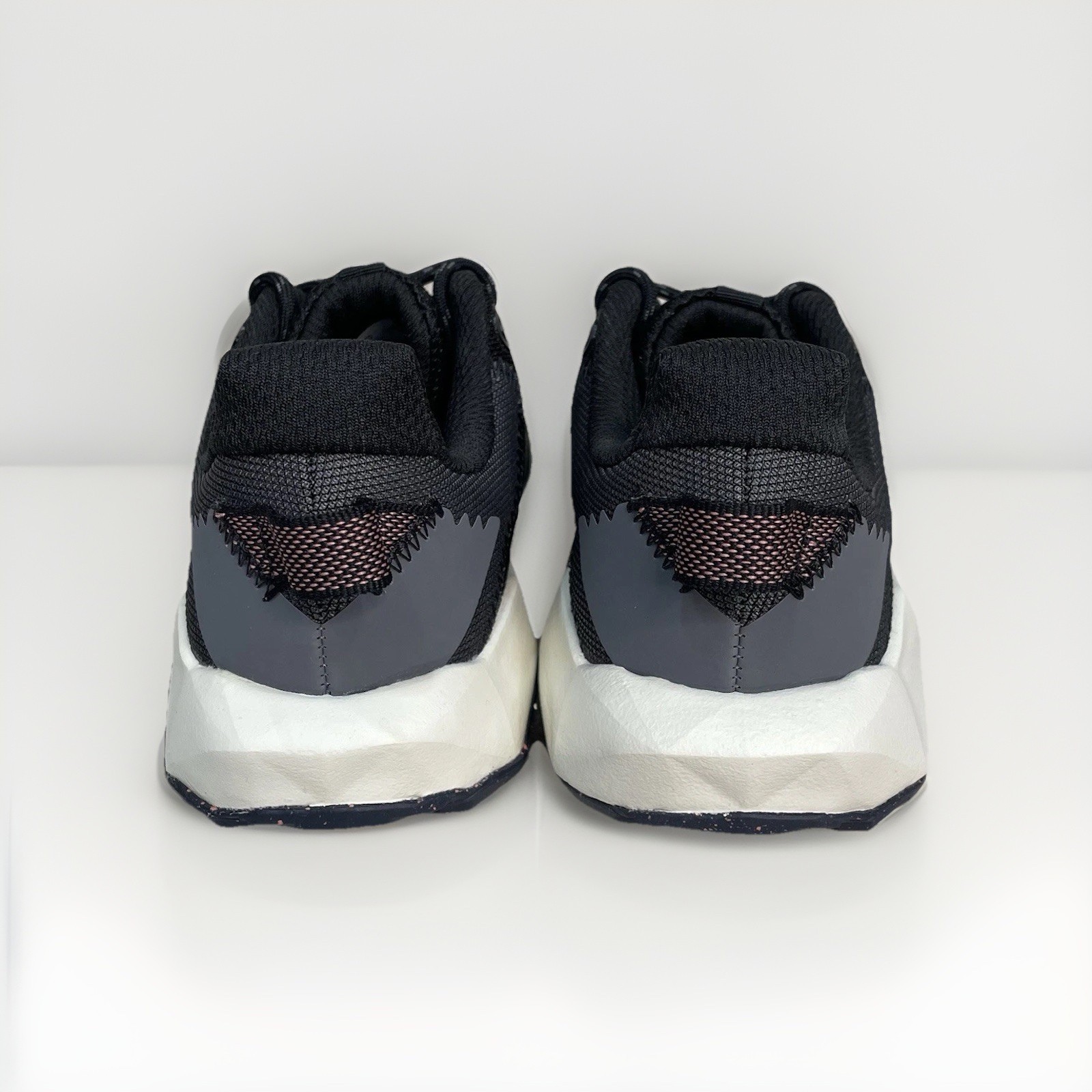 New Balance DynaSoft Nitrel v6 Women's 6.5 Trail Running Jog Shoes BLACK Gray thumbnail 5