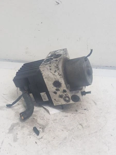 Bomba de peça de freio antibloqueio compatível com 00-01 INFINITI I30 609684 - Imagem 3 de 4